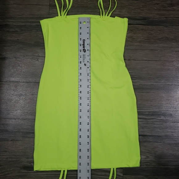 Ruched Bodycon Neon Dress Size Large Bright Neon Dress - Picture 9 of 10